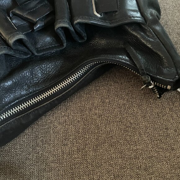 DKNY soft black leather small bag - Picture 8 of 9